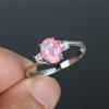 Niedliche weibliche geometrische weiße rosa Feueropal-Ring mit kleinem ovalen Stein, modische Farbe, Hochzeitsschmuck für Frauen