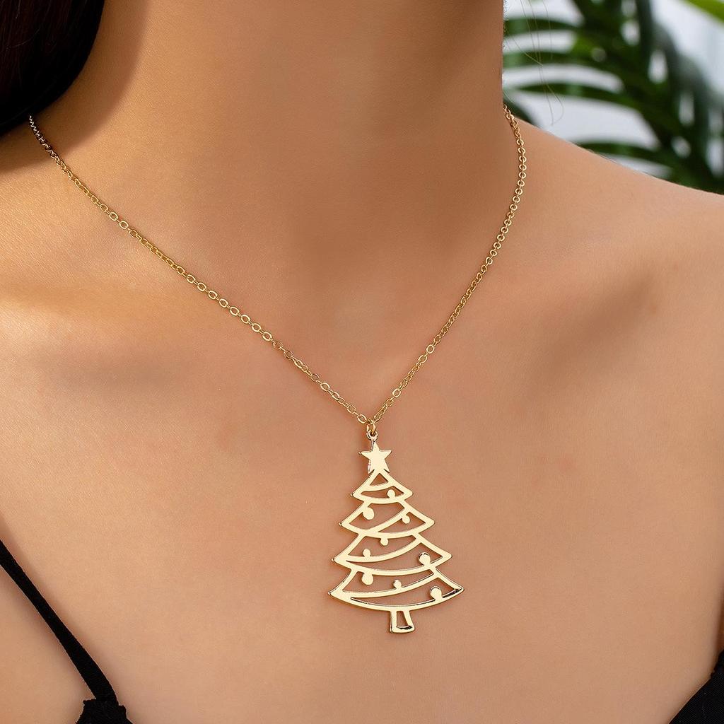 Creative Christmas Tree Pendant Necklace - Stylish European & American Design