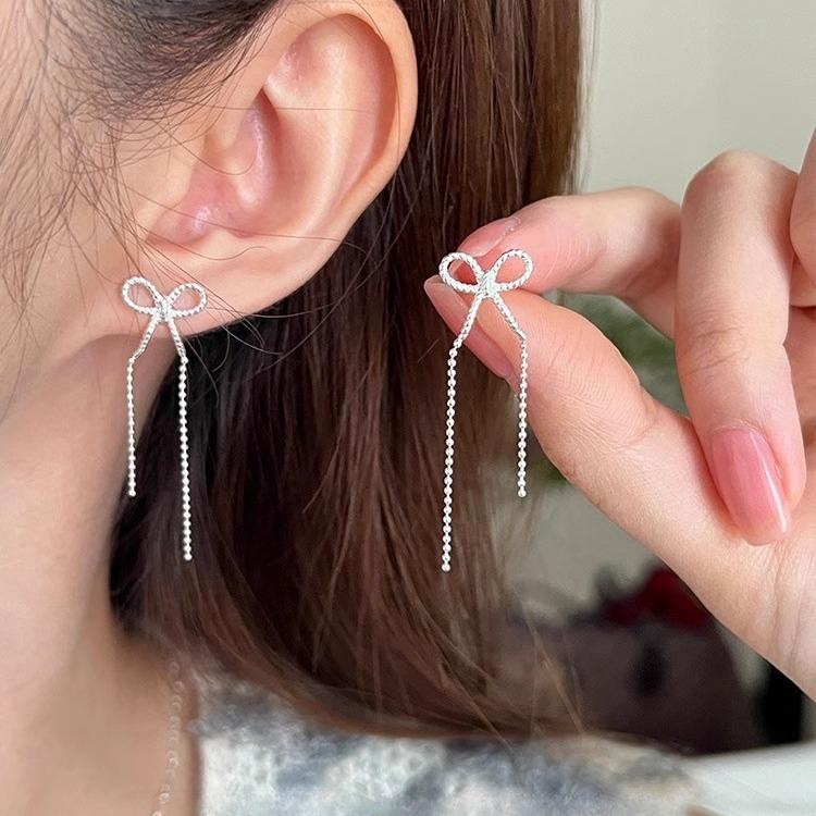Trendy Geometric Bow Tassel Stud Earrings: Fashionable and Versatile Women's Jewelry