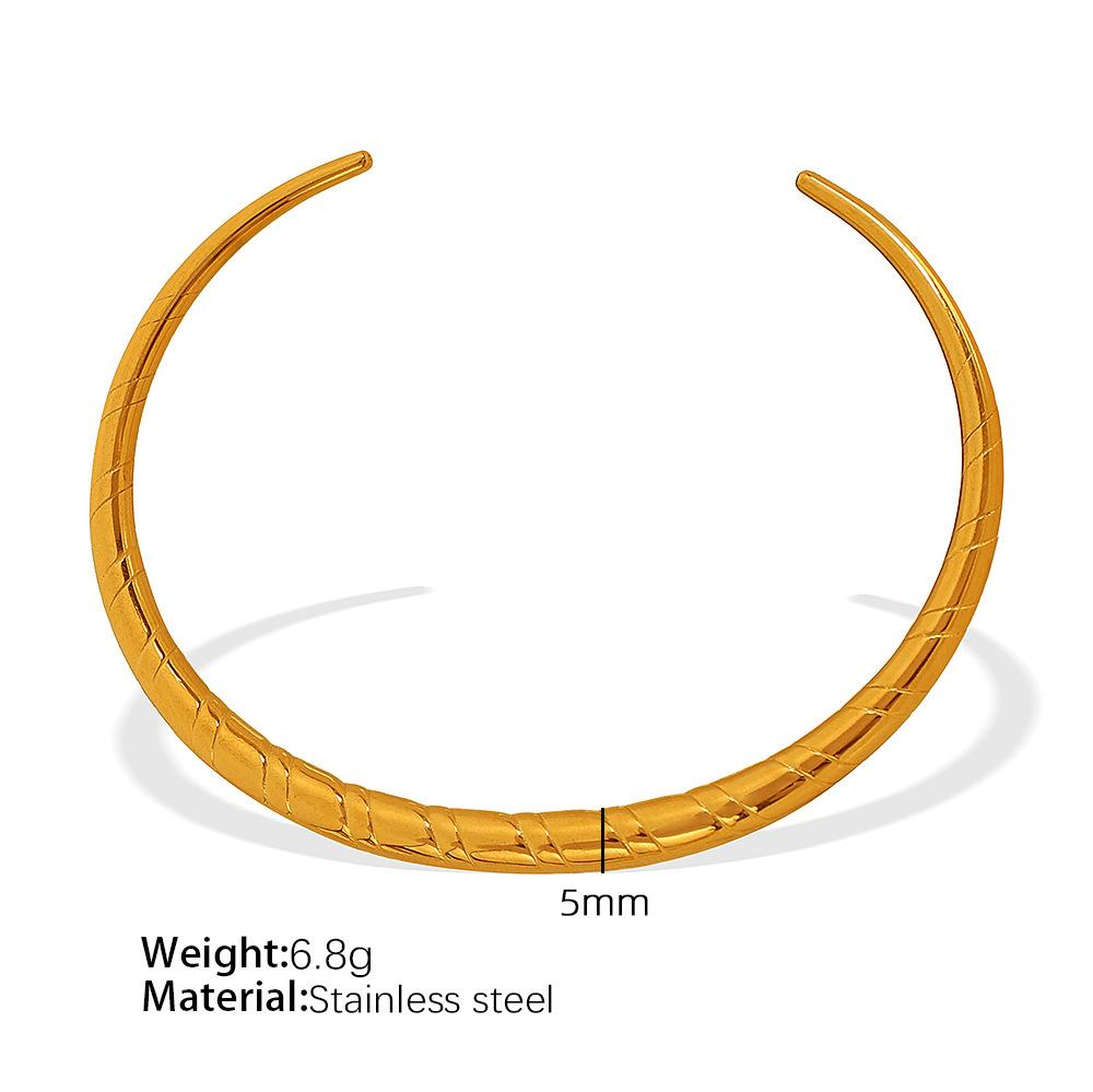 French retro niche new Chinese hollow striped bracelet titanium steel fashion exquisite polished open stacked bracelet