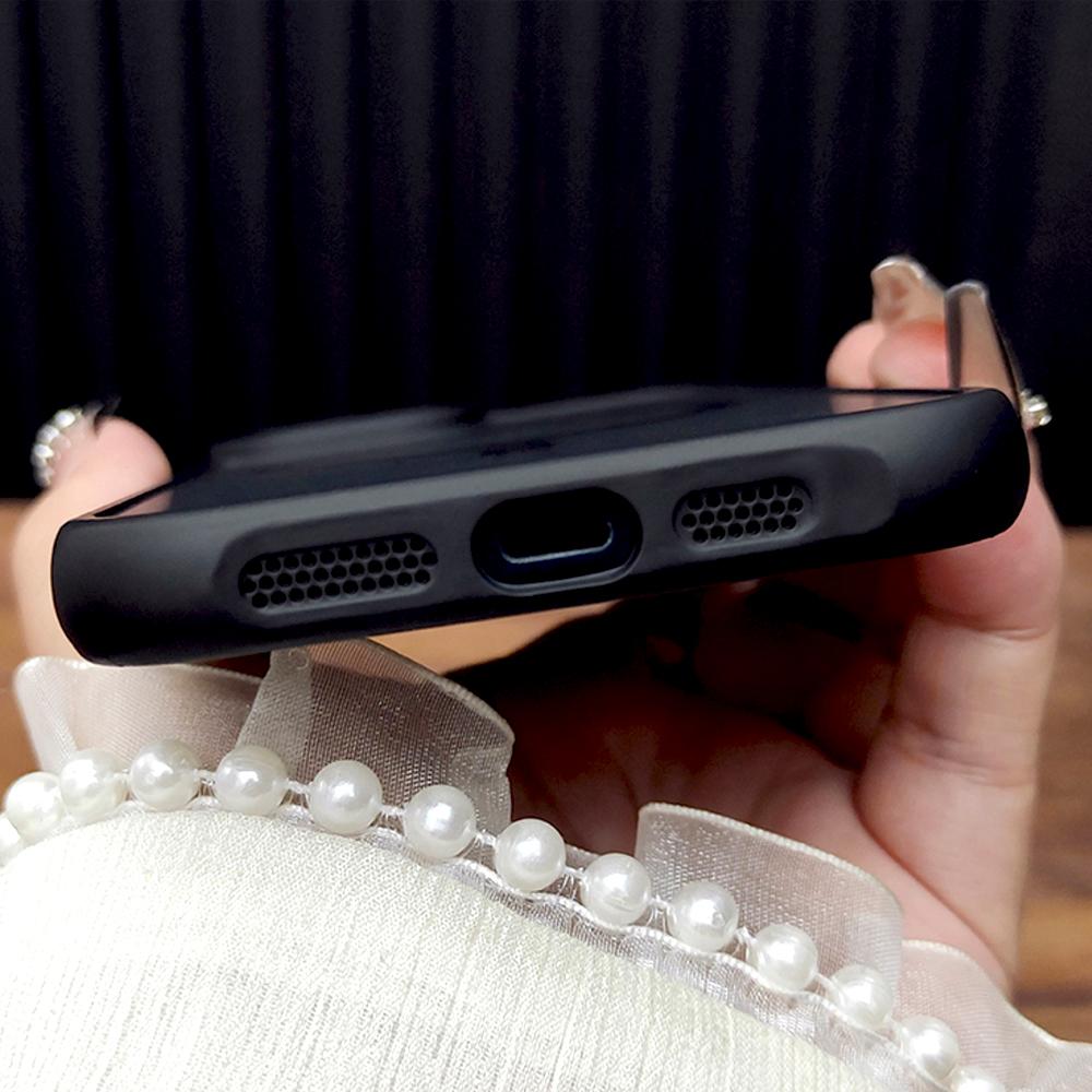 Luxury Matte Hard Case For iPhone 17 16 15 14 13 12 Pro Max 16Pro For Magsafe Mag Safe Wireless Charge Anti-fingerprint Cover