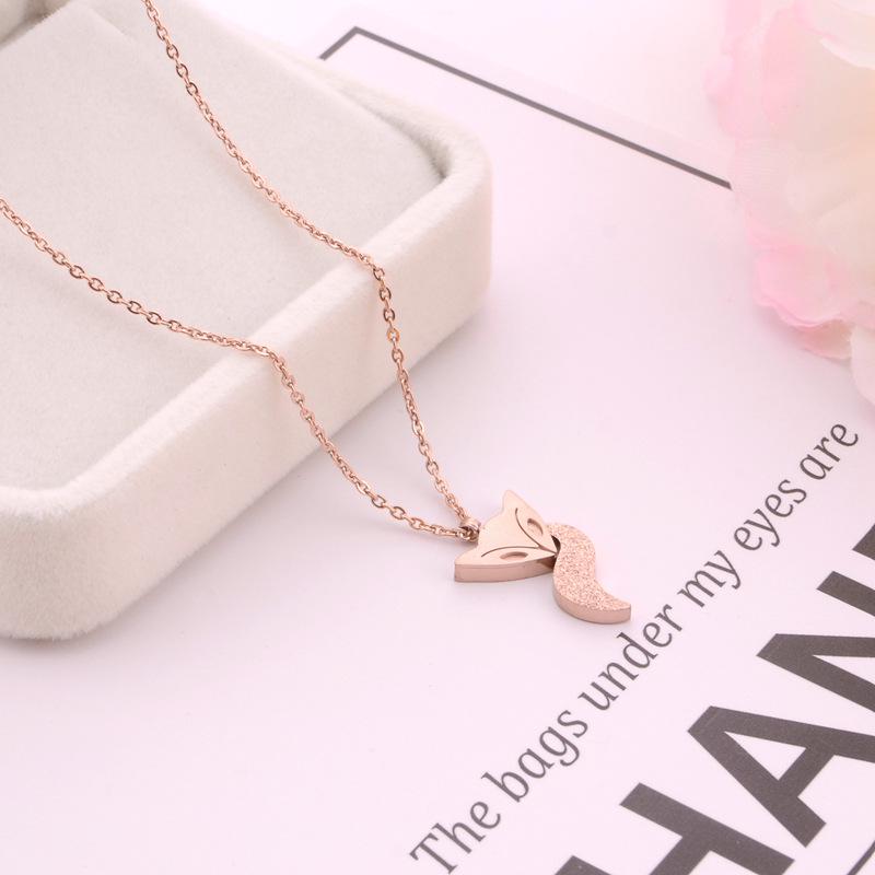 

European and American Style Rose Gold Titanium Steel Little Fox Necklace, Non-Fading Clavicle Chain розового золота