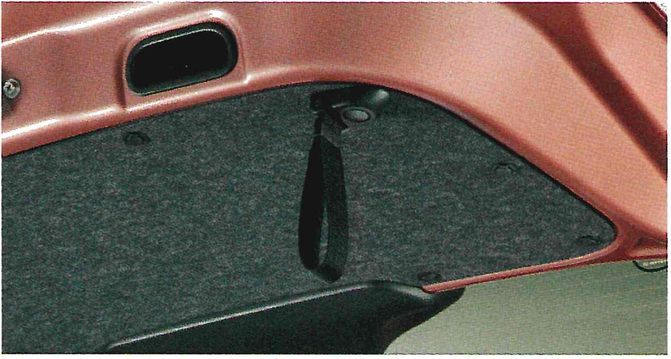 

Genuine Suzuki SMILE Back Door Inner Handle for MX81S and MX91S [99154-84S00] чёрный