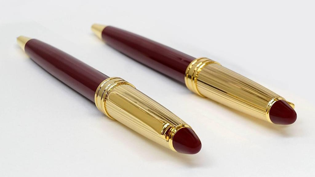 Neo Grain Czekoladowe Skórzane Piórnik z Wykończeniem i Zestaw Pióra Kulkowego Retro D-800 Złoty Odcień (Czerwony) SASTYO-800B-R