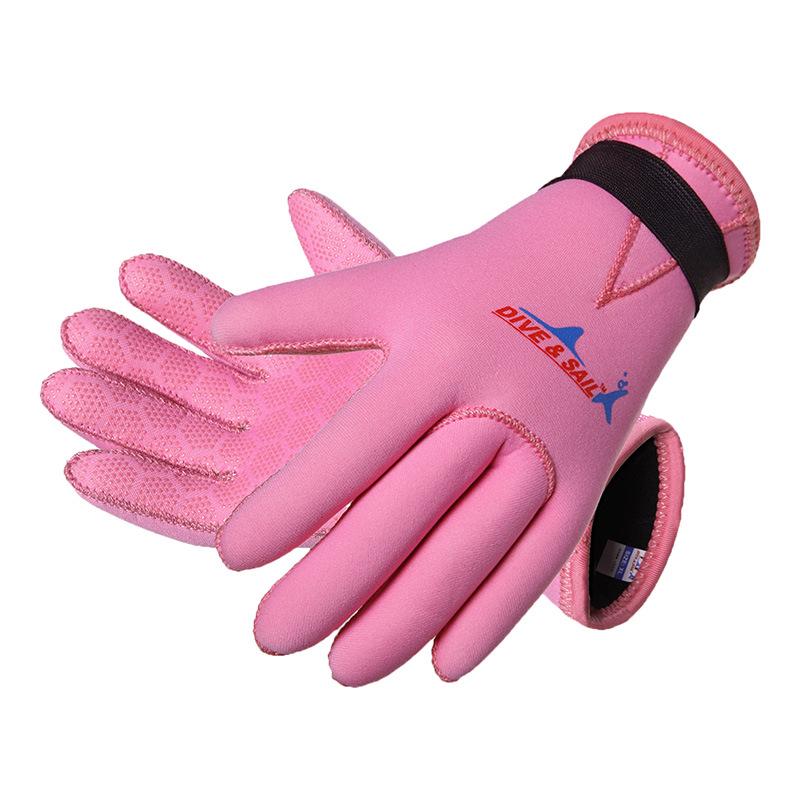 3MM Children's Non-Slip Neoprene Swimming Gloves - Warm, Anti-Abrasion, Anti-Scratch Diving and Snorkeling Hand Protection.