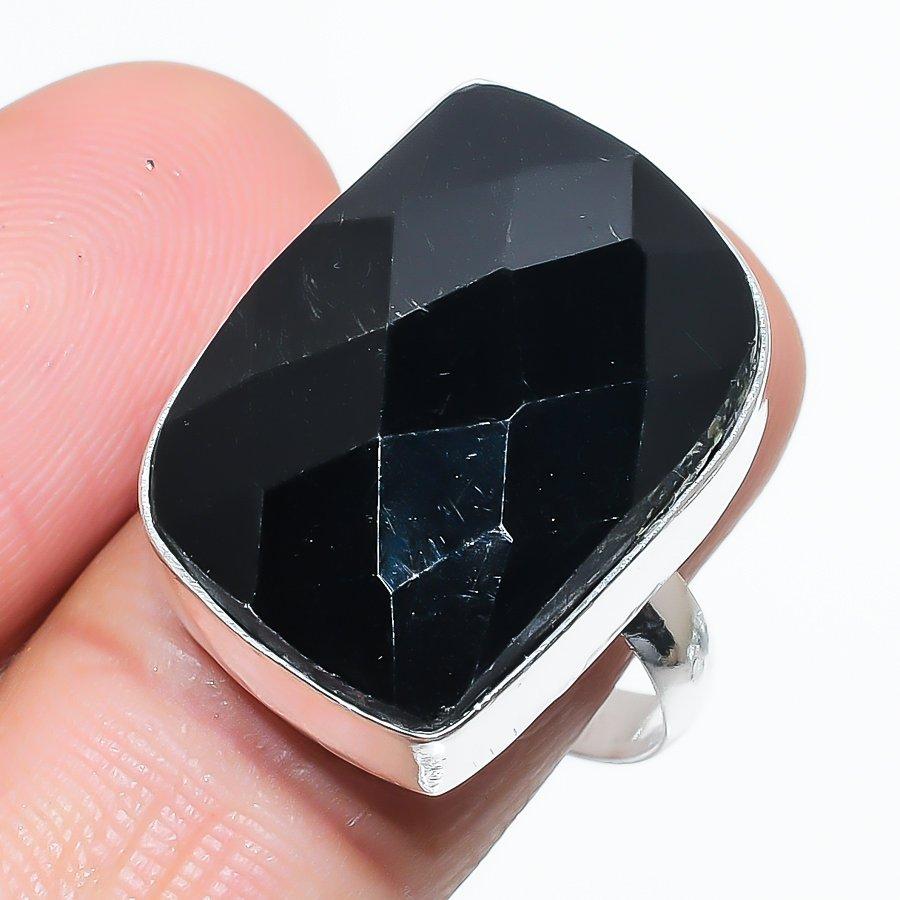 

Natural Black Spinel Gemstone Handmade 925 Sterling Silver Ring Size 8.5 n8u02