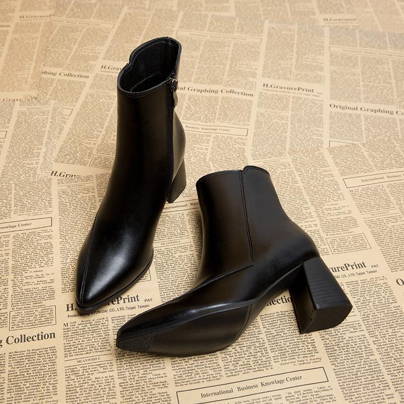 Martin Boots Women's Outer Wear 2025 Autumn and Winter New Black Pointed Short Boots High Heels Thick Heel Small Thin Boots
