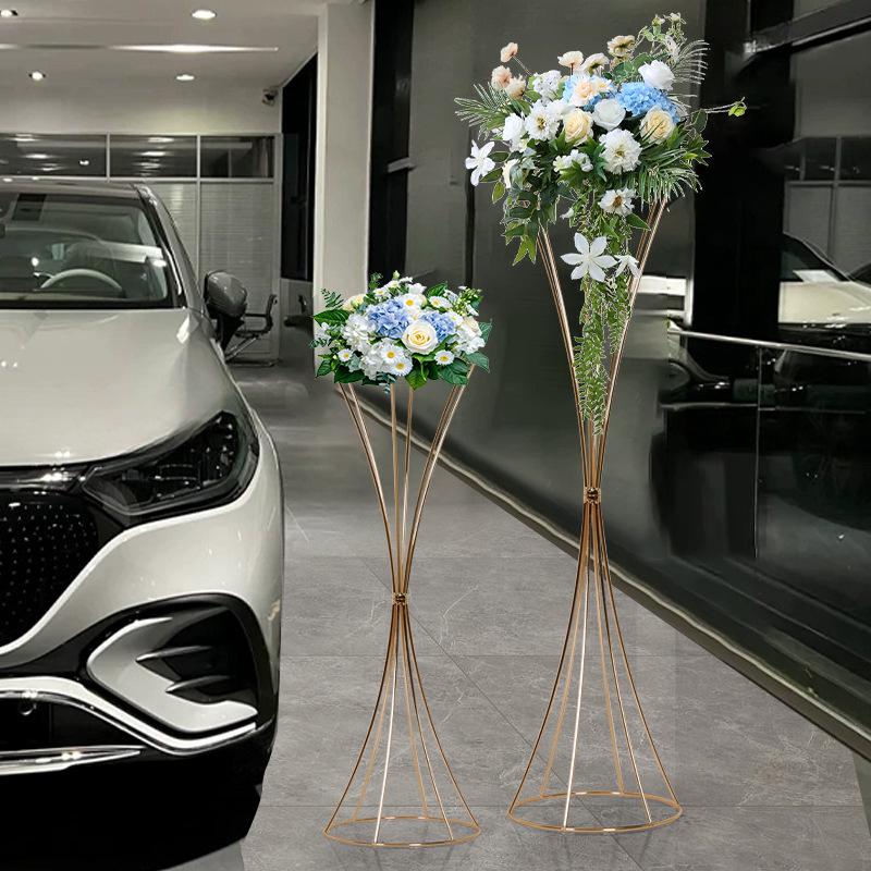 Wedding Wrought Iron Gold Flower Stand Decoration with Slim Waist Design