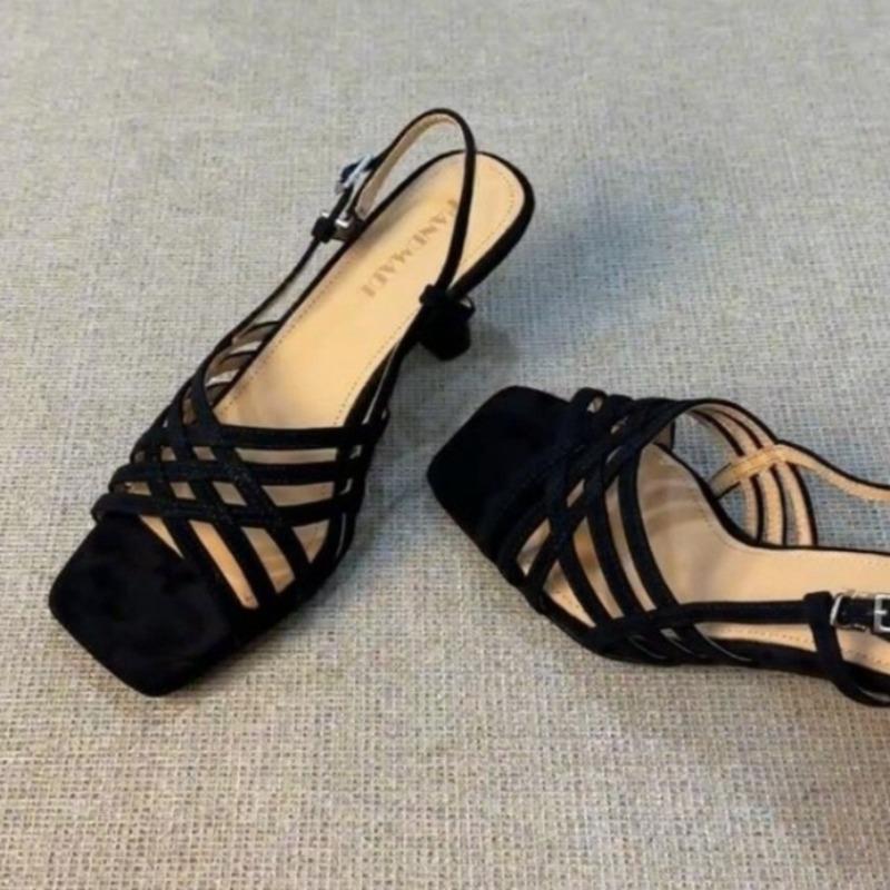 Fashion Mid Heels Women Sandals Designer Retro Suede Heeled Shoes 2025 New Summer Slippers Fashion Elegant Buckle Shoes Dress Sandalias