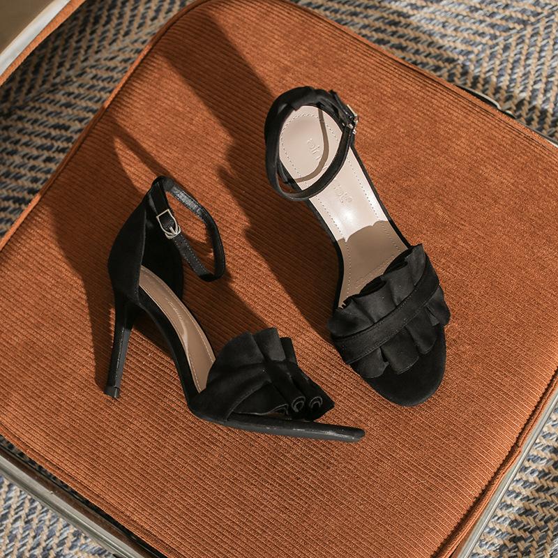 

2025 Новые Высококачественные Роскошные Нишевые Дизайнерские Сандалии на Высоком Каблуке для Банкета из Замши с Рюшами Элегантные Сексуальные Женские Высокие Каблуки 34