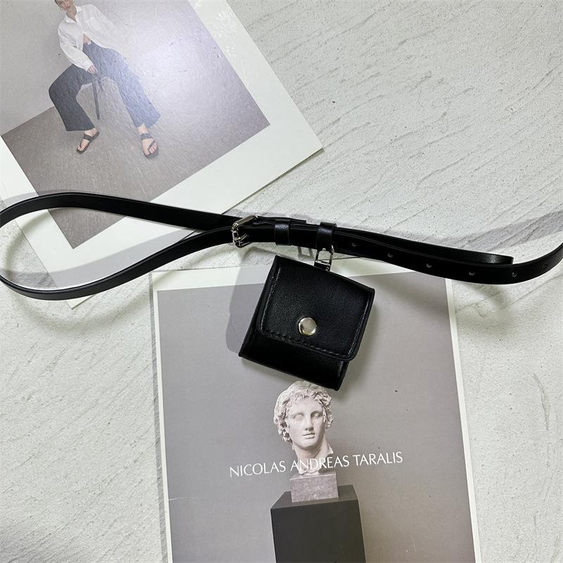 Korean-Style Retro Versatile High-End Red Belt with Small Waist Pouch—Trendy Elegant Minimalist Women’s Waist Chain