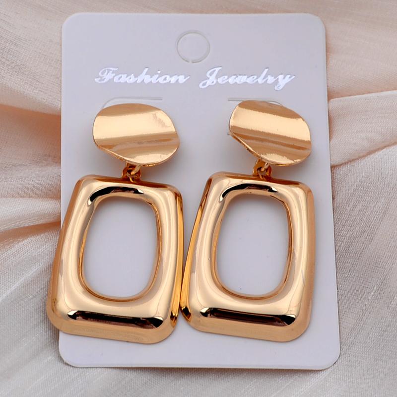 Retro Statement Drop Earrings for Women Hollow Out Square Round Dangle Earrings European Geometry Party Jewelry