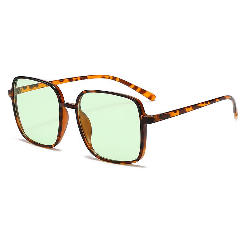 Trendy Unisex Square Frame Sunglasses: Stylish & Versatile Sun Protection