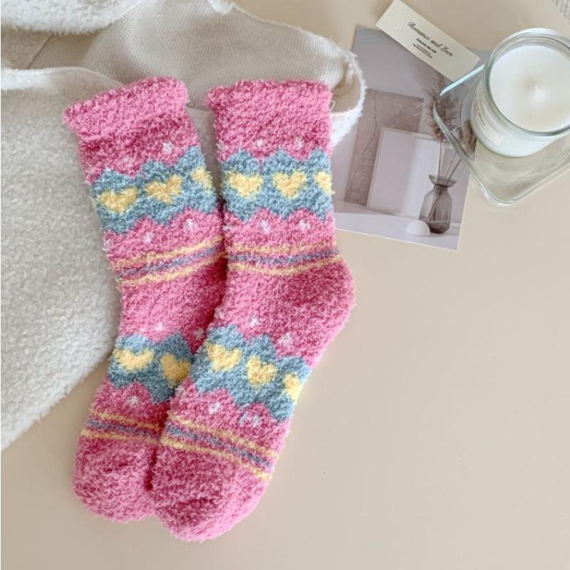 Herbst- und Winter-Nicht-fusselnde Korallenfleece-Socken für Damen, Halbfleece-Damen-Socken für häusliche Wärme, Verdickte Schlafsocken
