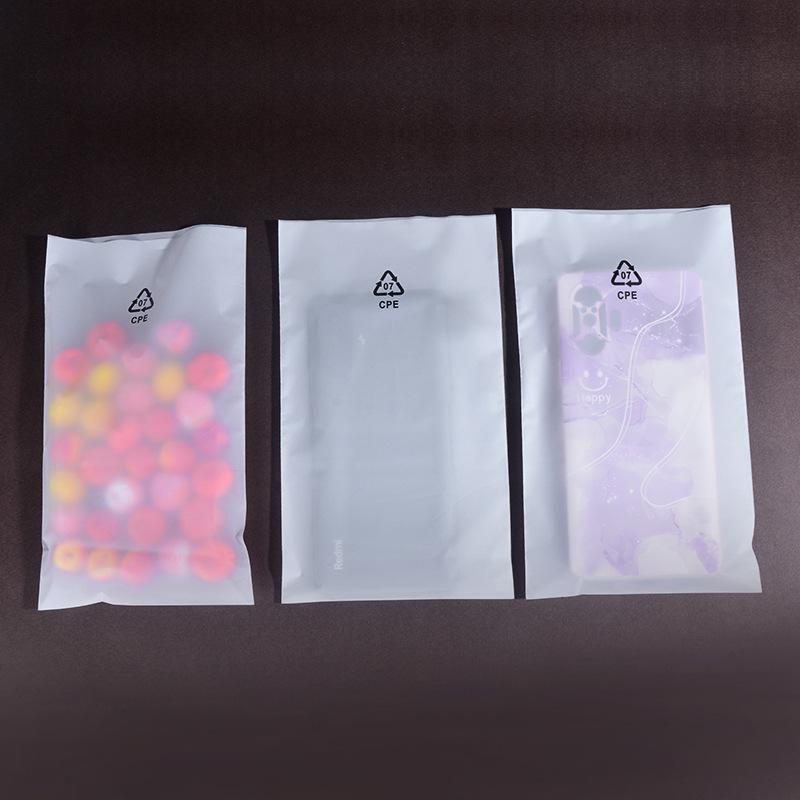 CPE Frosted Flat Pocket Mobile Phone Case & Data Cable Self-Sealing Bag, Semi-Transparent Plastic Packaging.