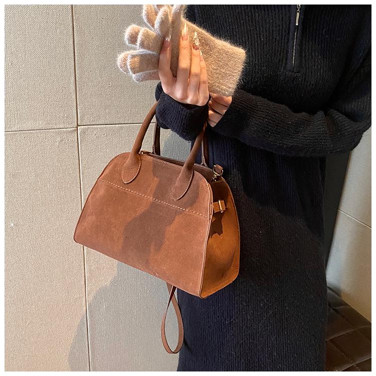 Women's Large-Capacity Tote Bag - Versatile Crossbody Handbag for Autumn/Winter 2024