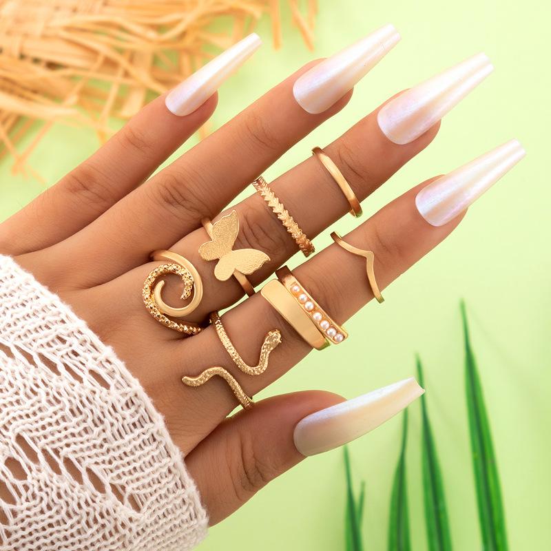 2025 New Simple Pearl Alloy Butterfly Snake Ring Geometric Zodiac Seven-Piece Ring Set