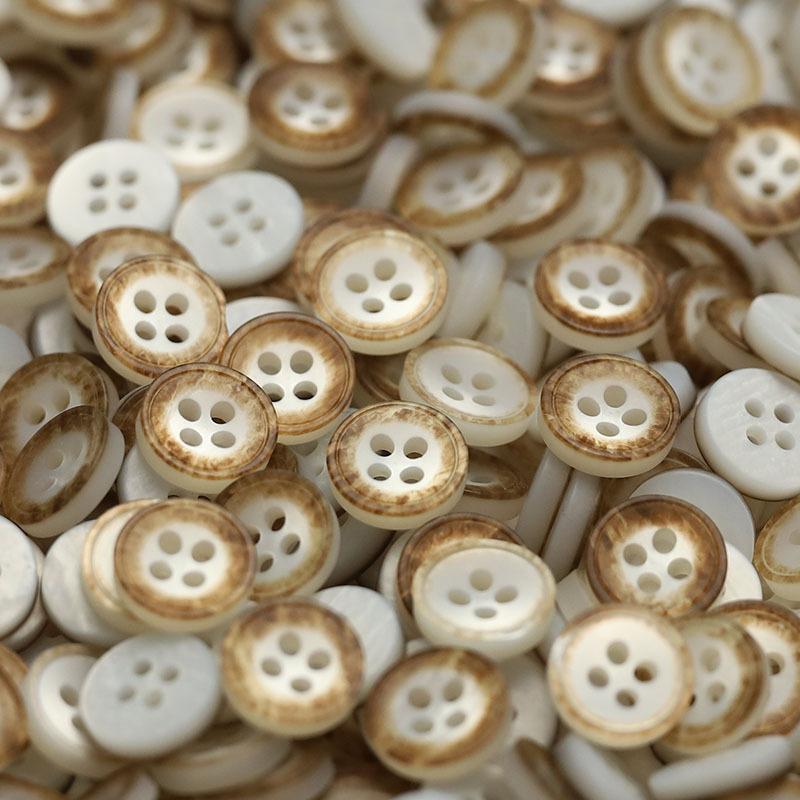 

Four-Eye Resin Button Imitation Shell Coffee Edge White Button Knitted Cardigan Clothes Men S And Women S Shirt Sleeve Collar Top Button 1 #[11mm371 four-eye double-layer white coffee]