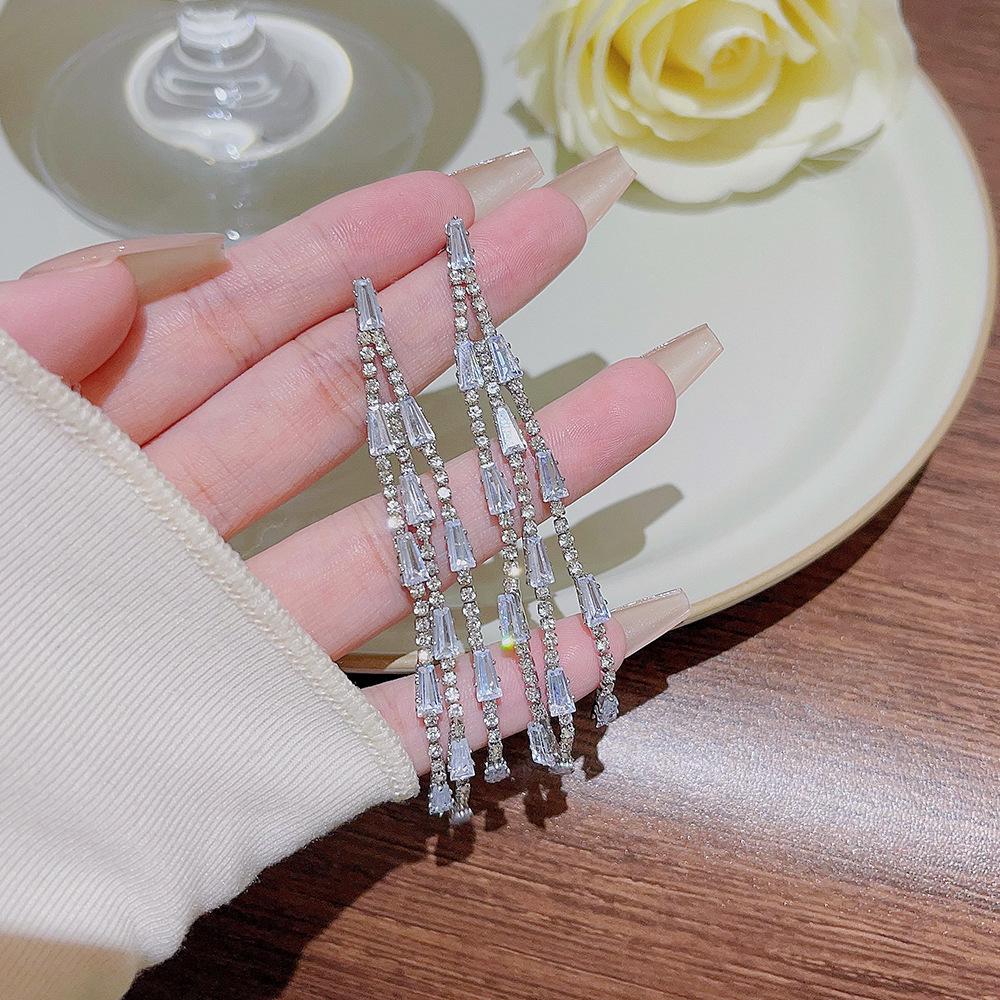 925 Silver Needle Tassel Pearl Earrings: High-End Celebrity Design for Women