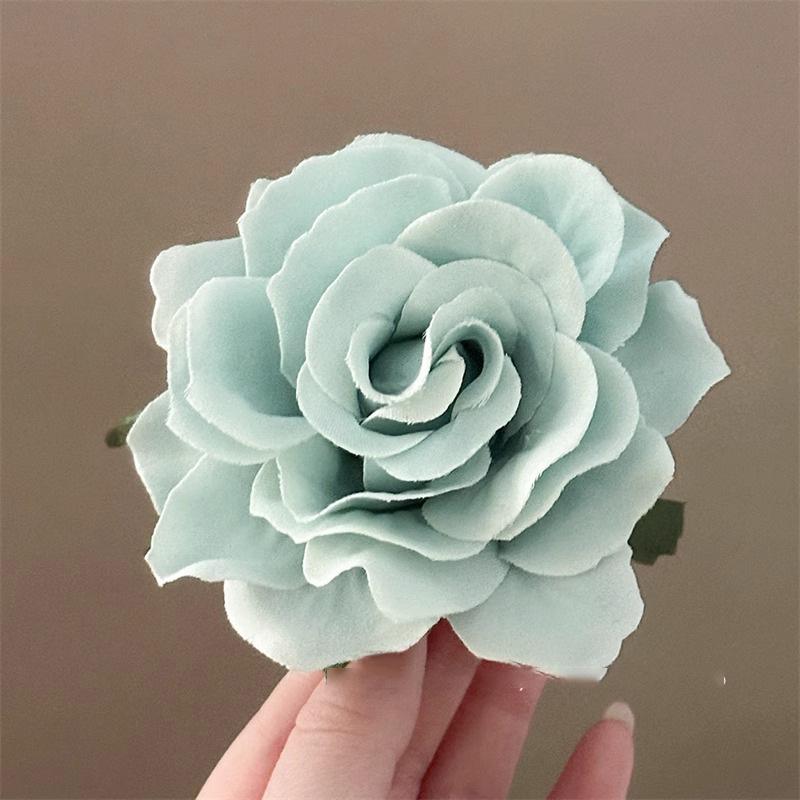 White Camellia Shaped Hair Clip With Small Flowers On Head Floral Internet Famous Atmosphere Side Women
