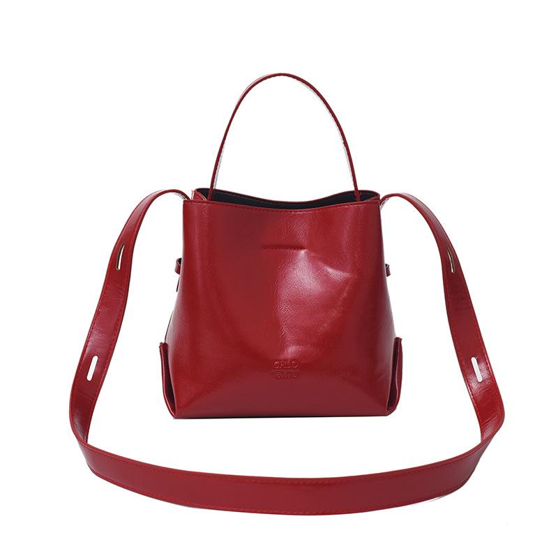 Premium Sense Large Capacity Portable Bucket Bag Women 2025 New Fashion Niche Simple Casual Single Shoulder Oblique Span Bag