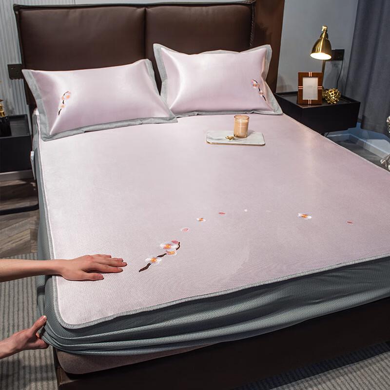 Luxury Foldable Ice Rattan Mat