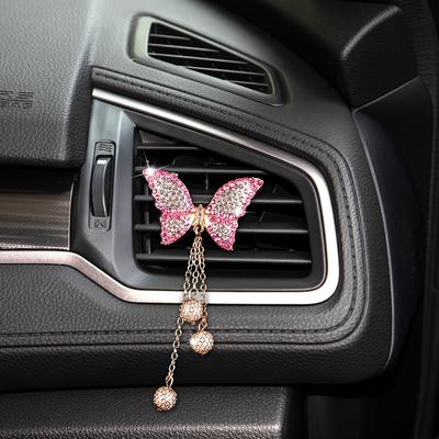 Clipe decorativo de perfume para saída de ar de carro estilo feminino moderno, purificador de ar fofo com borla de borboleta cravejada de strass