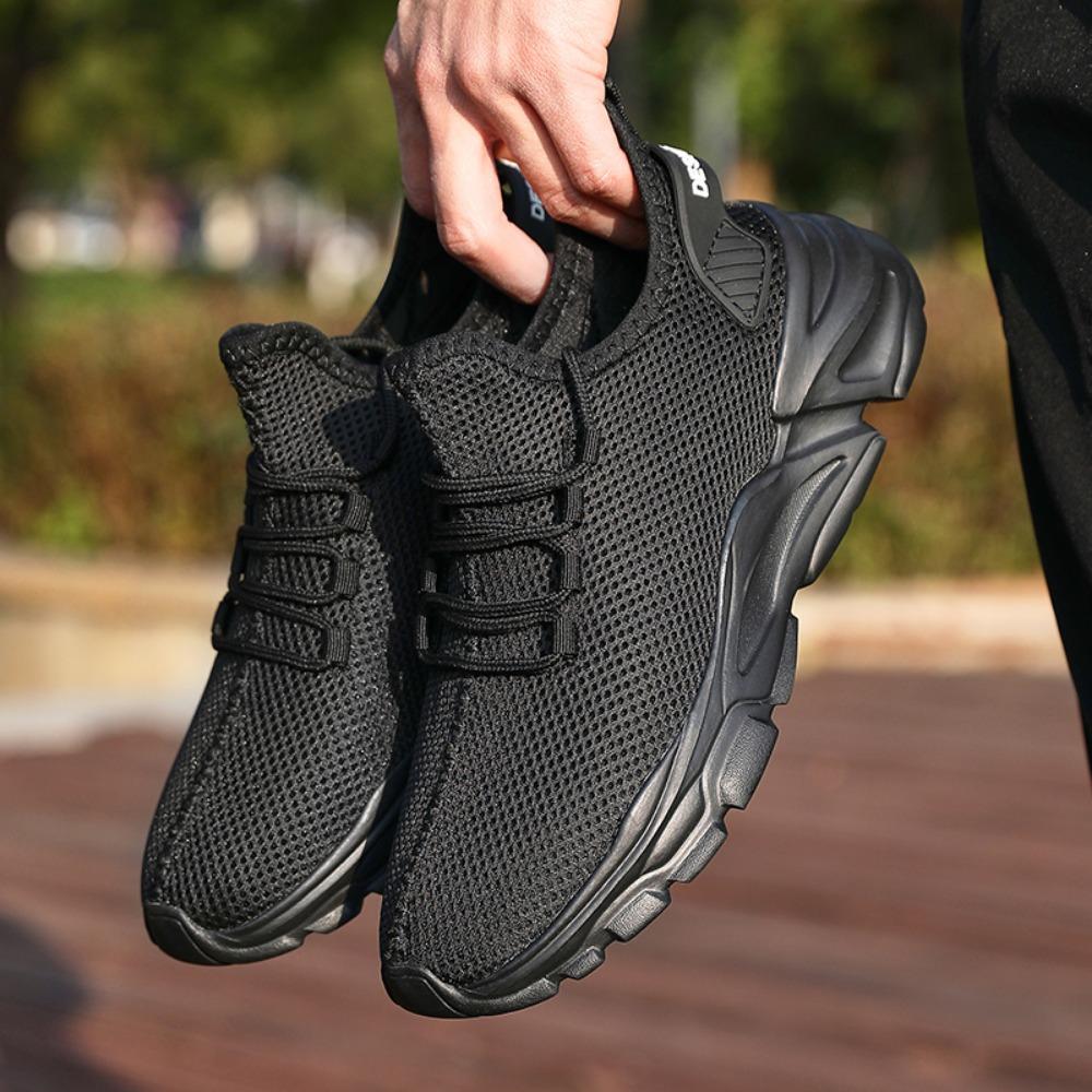 Men Running Shoes Breathable Lightweight Male Tennis Anti-Slip Outdoor Men'S Sneakers Soft Lace Up Sports Shoes Walking