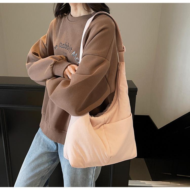 Lazy Style Large Capacity Tote Bag With Vintage Design For Daily Use