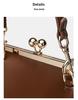 Trendy Large Capacity Women's Clasp Handbag - Versatile and Stylish Single Shoulder Bag