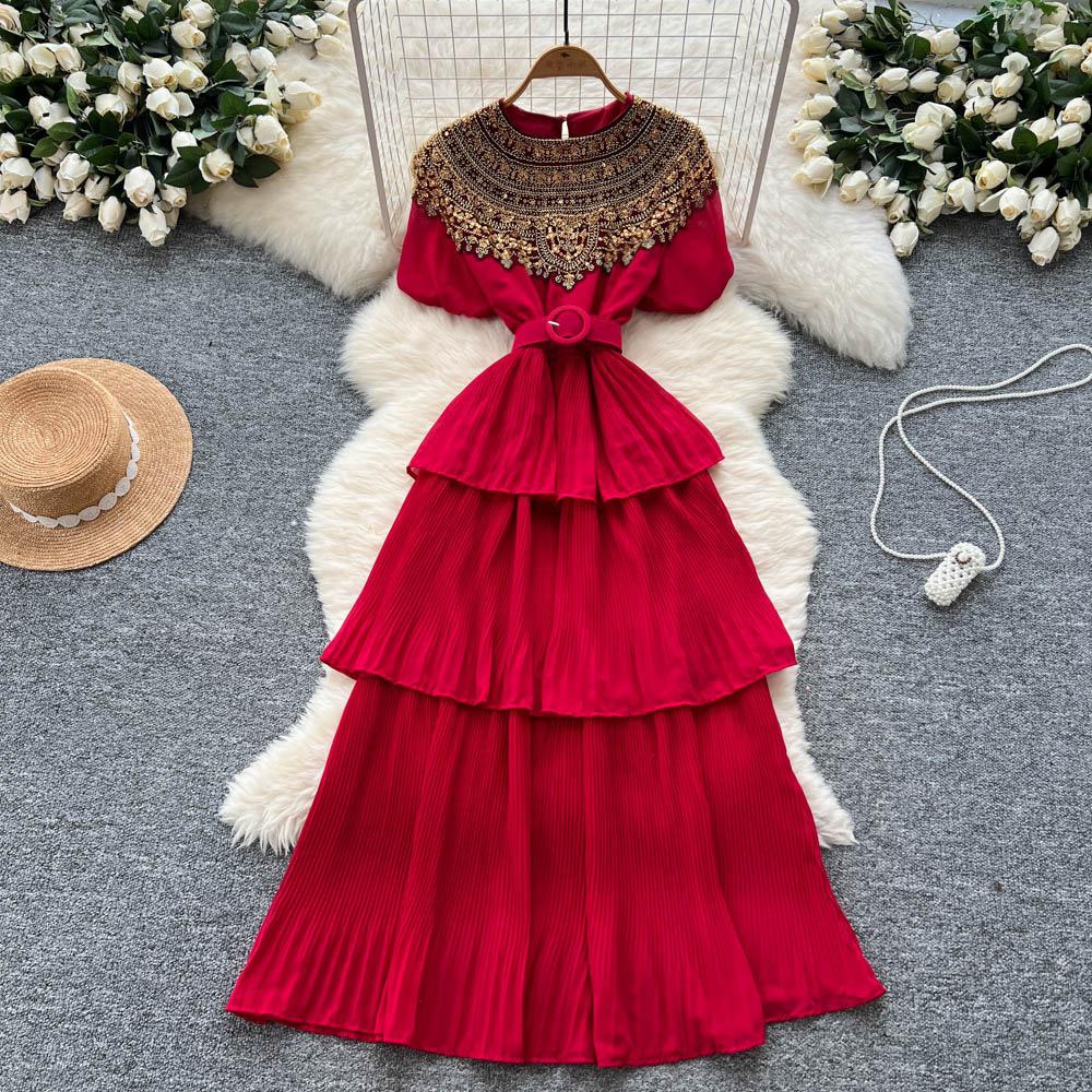 Court Style Light Luxury High-end Bubble Sleeve Dress Women's Summer Heavy Industry Sequin Design Beautiful Temperament Cake Dress