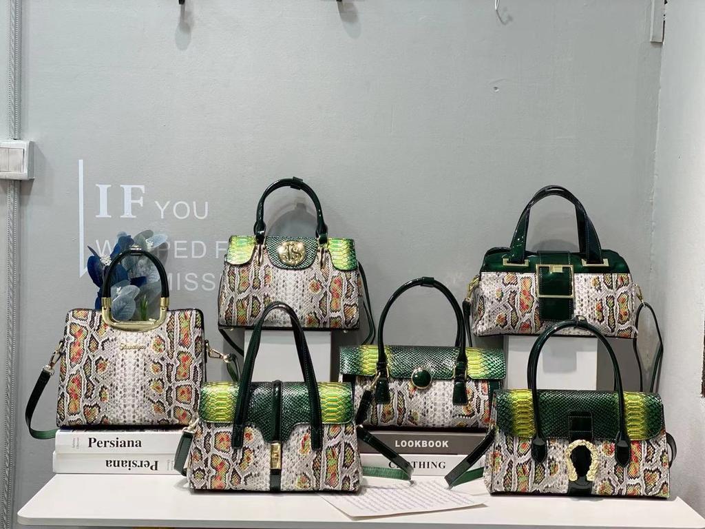 Autumn And Winter Snake Pattern Handbag First Layer Cowhide Bag Shoulder Bag Oblique Span Small Square Bag Underarm Bag