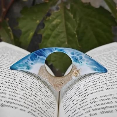 Yousheng Ocean Beach Book Page Holder Handcrafted Thumb Ring Page Holder Resin Coastal Reading Accessories Gift for Book Lovers Literary Teachers