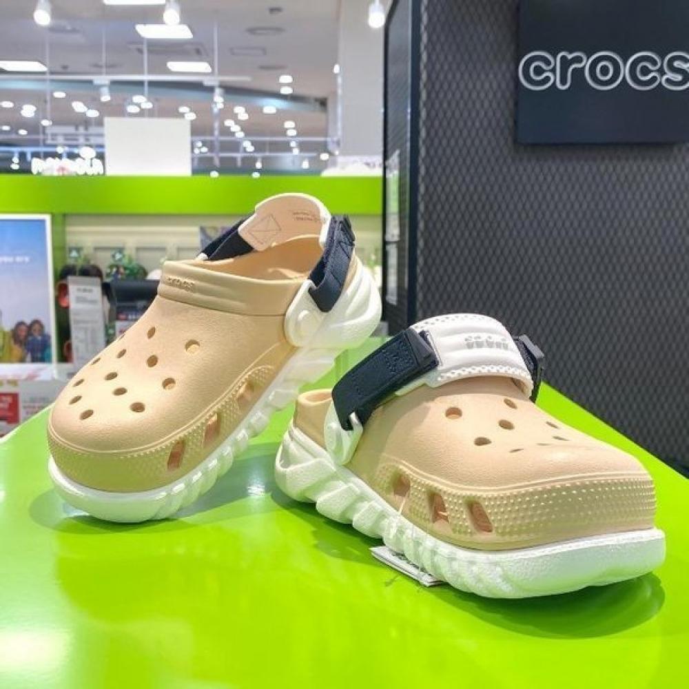 

Crocs Hc02 Duet Max 2 Clog Duet Max Ii Clog 208776 2ds SHITAKE/M4W6/230