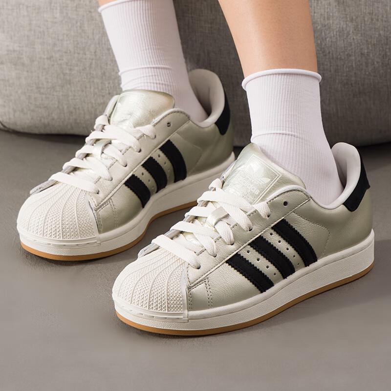 Adidas Women s Lifestyle Casual Shoes HQ2691 36.5