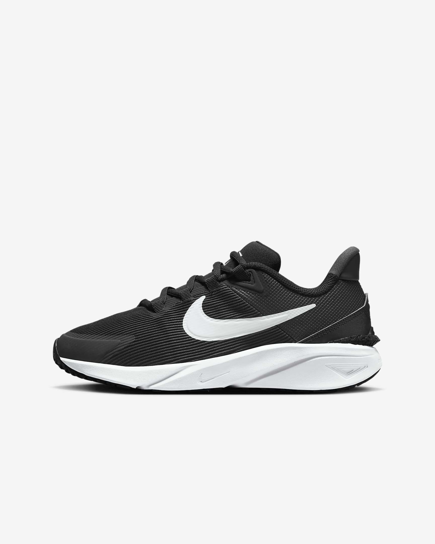 

Детские кроссовки Nike Star Runner 4 Junior Road Runner DX7615-001