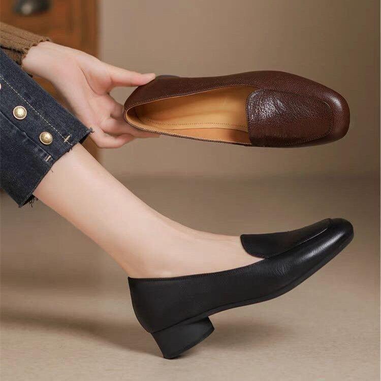 French Retro Soft Leather Loafers Women's Thick Heels and Small Leather Shoes 2025 Spring New Low-heeled Shallow-mouth Single Shoes