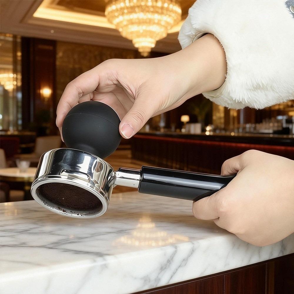 Ultra Quiet Coffee Powder Suction Cup Slag Free 51/58mm Size Coffee Puck Remover Tool Dirt Free Espresso Cleaning Tool