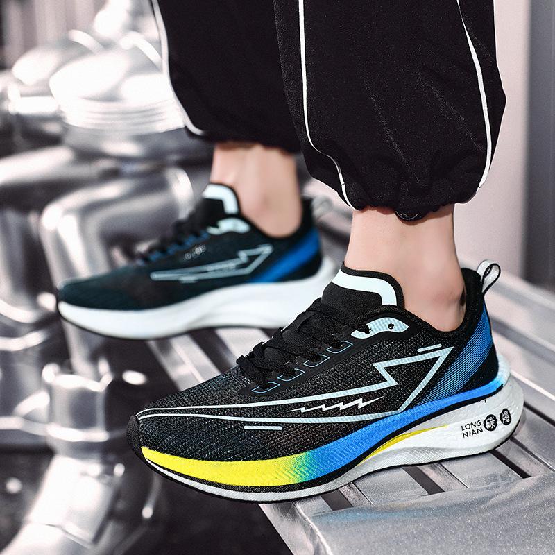 Fashionable Breathable Mesh Sports Shoes High-end Youth Running Shoes Casual Travel Shoes Professional Ultra Light Running Shoes