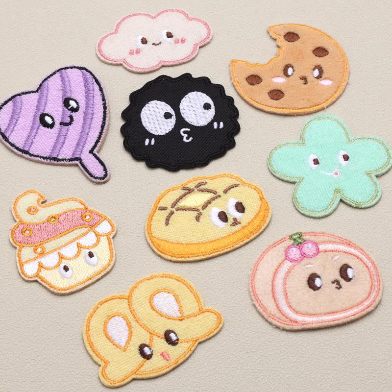 Self-Adhesive Cartoon Plush Embroidery Patches for Clothing and Accessories Repair