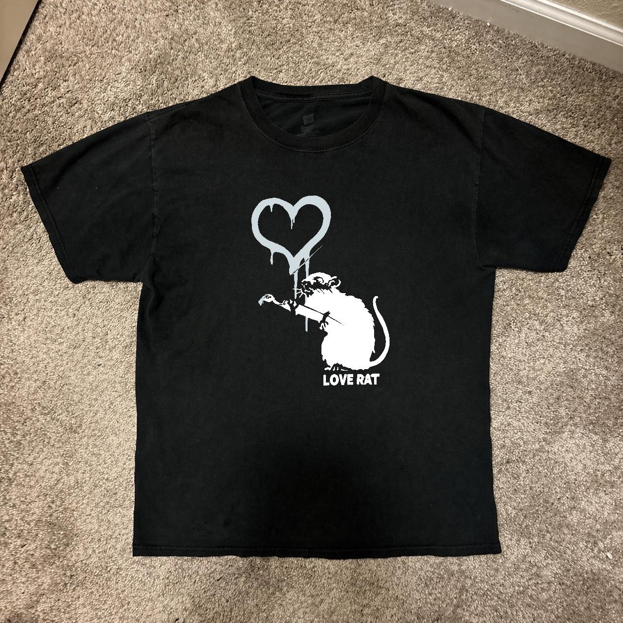 Vintage Banksy Love Rat Graffiti Street Art T-Shirt / Retro Art Photo T-Shirt S разноцветный