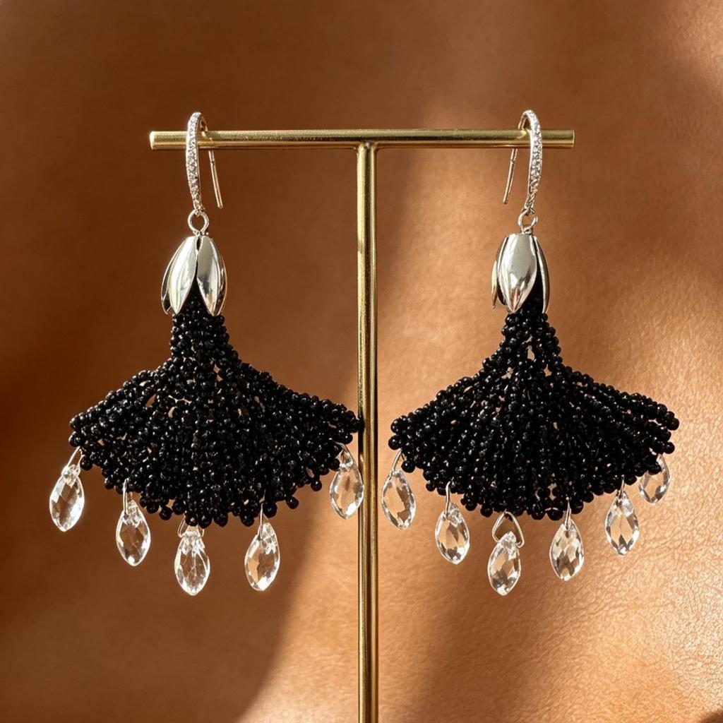 Vintage Black Series Stud Earrings 925 Silver Needle Minimalist High-End Personality Accessories for Women
