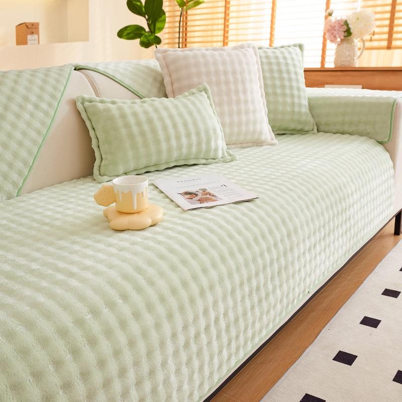 Plush Sofa Cover Thickened Warm Non-Slip Living Room Sofa Cushion Plaid Skin-Friendly Velvet Sofa Backrest Armrest Towels