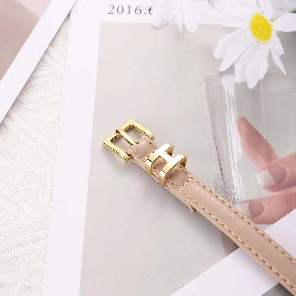 The H-buckle Letter-shaped Small Belt for Ladies Is Versatile, Fashionable and Has An Ins Style Decoration. It Is A Slim Waist Belt for Women