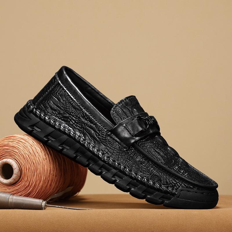 2025 New Style British Men's Bean Shoes Trendy Ins Lazy Shoes Autumn Winter Bean Men Casual Shoes Non-Leather Rubber