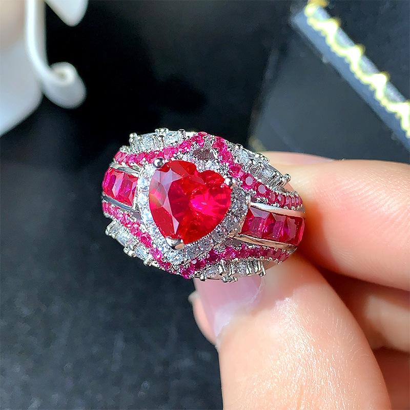 Wind Jewelry, Ring Jewelry, Purple Light, Color-Changing Red Corundum Heart-Shaped Diamond, Senior Commuter Woman