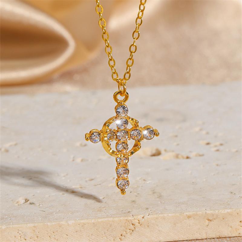 Cross Necklace Women s Crown Necklace Simple Yet Versatile Classic Cross Necklace белый