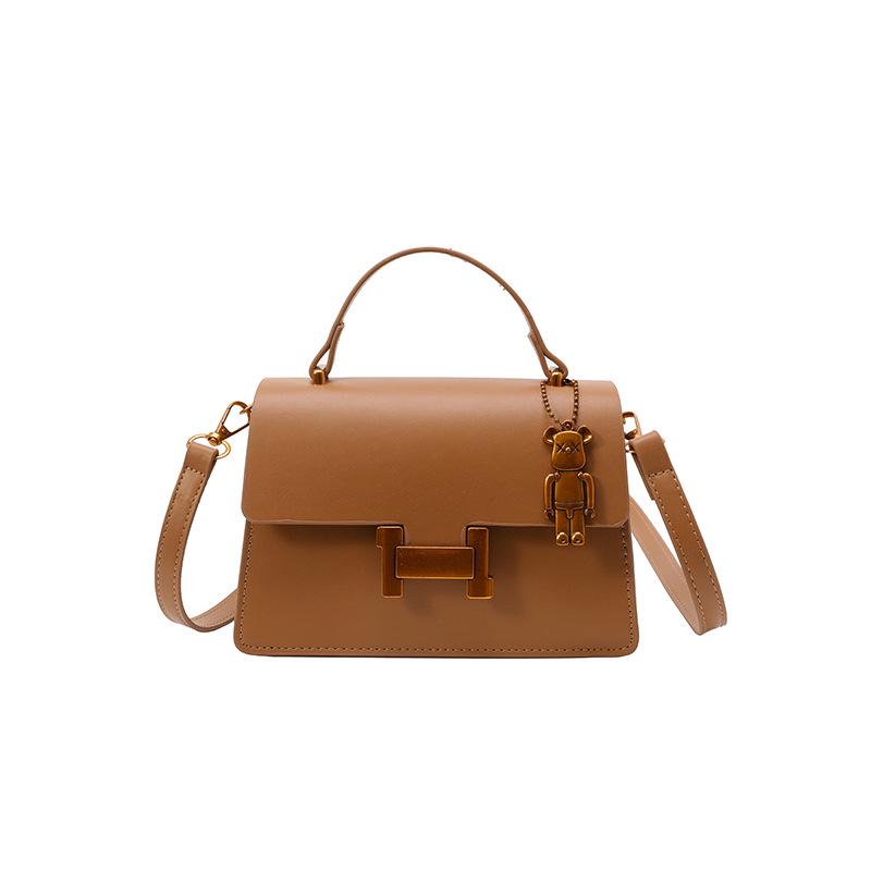 

Трендовая женская сумка кроссбоди и на плечо - Легкая роскошь и универсальная нишевая сумочка 20*8*14cm хаки