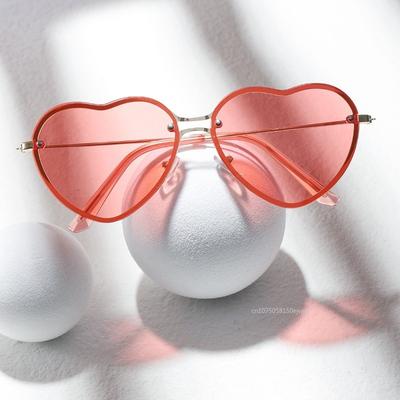 New Anti-Ultraviolet Love Sunglasses Heart Shaped Sunglasses Metal Women Fashion Rimless Clear Ocean Lenses Sun Glasses Uv400