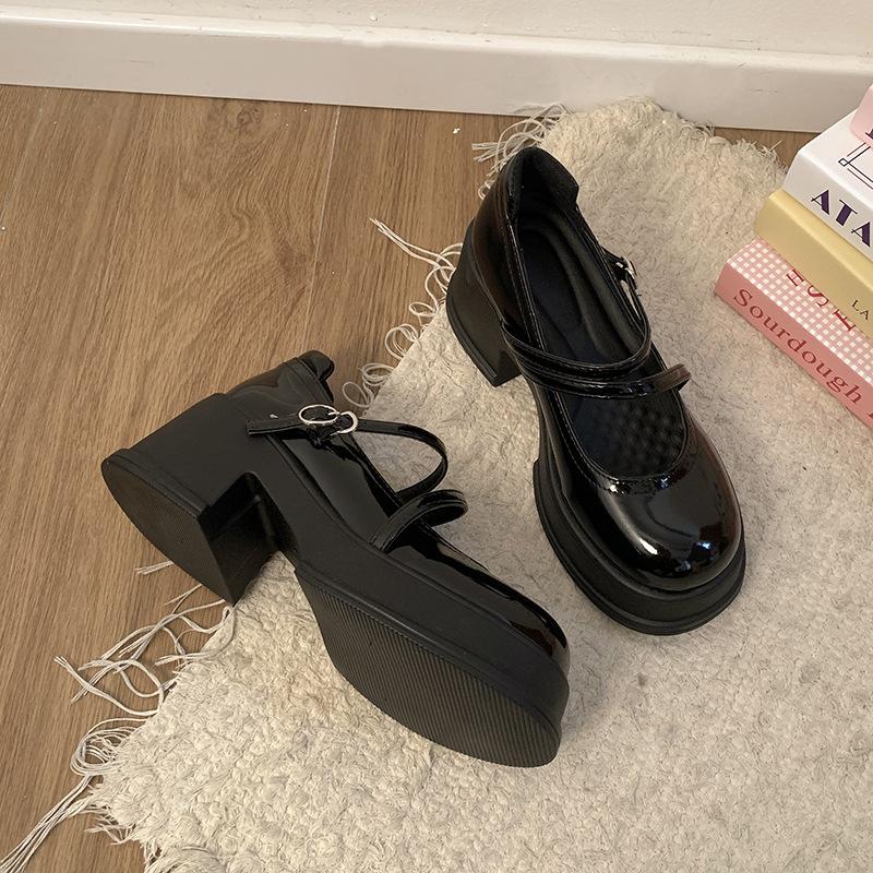 Black Japanese sweet and cool style jk small leather shoes women's 2025 spring and autumn new thick heel college style heightened Mary Jane shoes